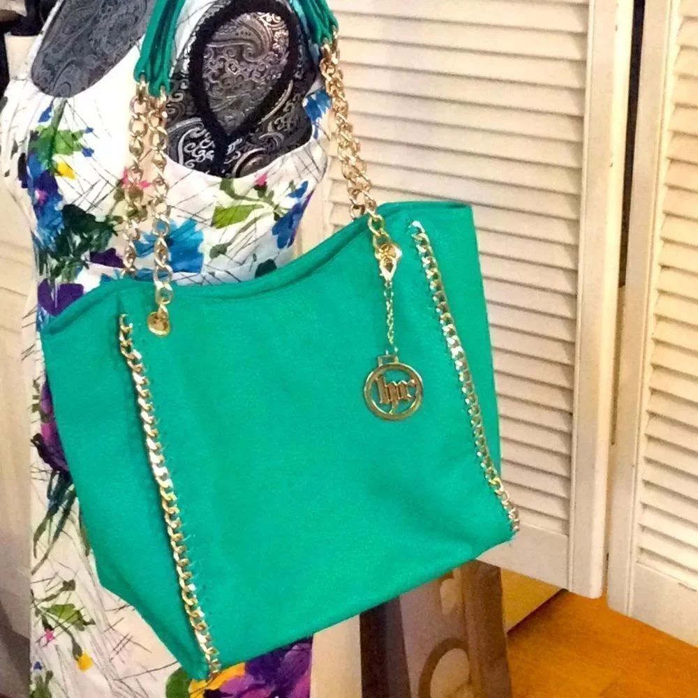 NWOT bag for a deal!